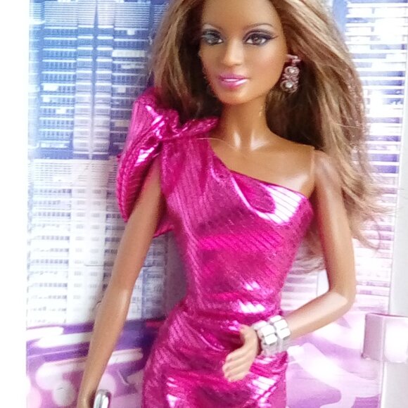 Barbie doll top model The Looks City ShinePazzettefinal Sale!!